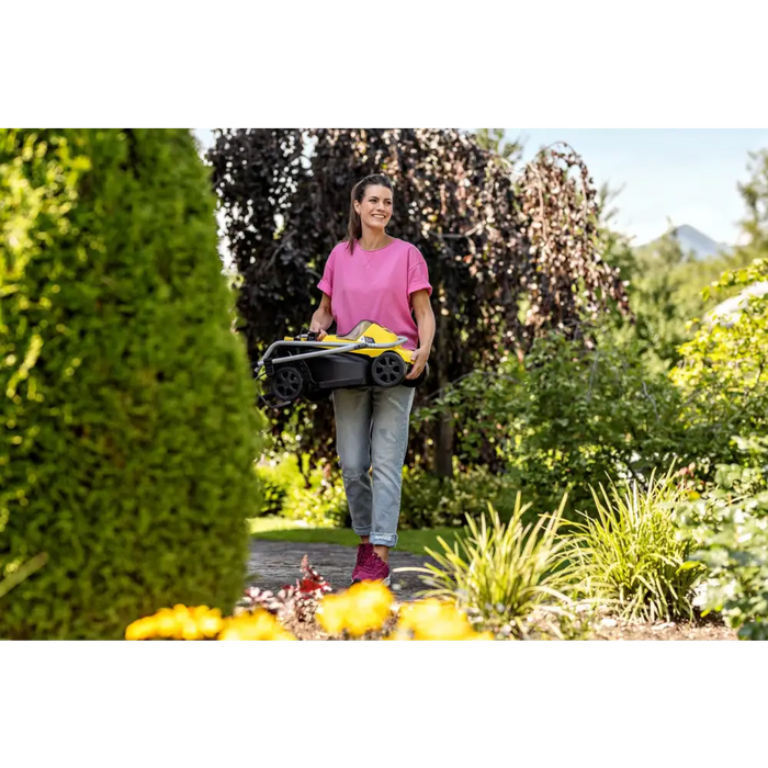 Акумулаторна косачка KARCHER LMO 2-18 (1.445-400.0) Черен