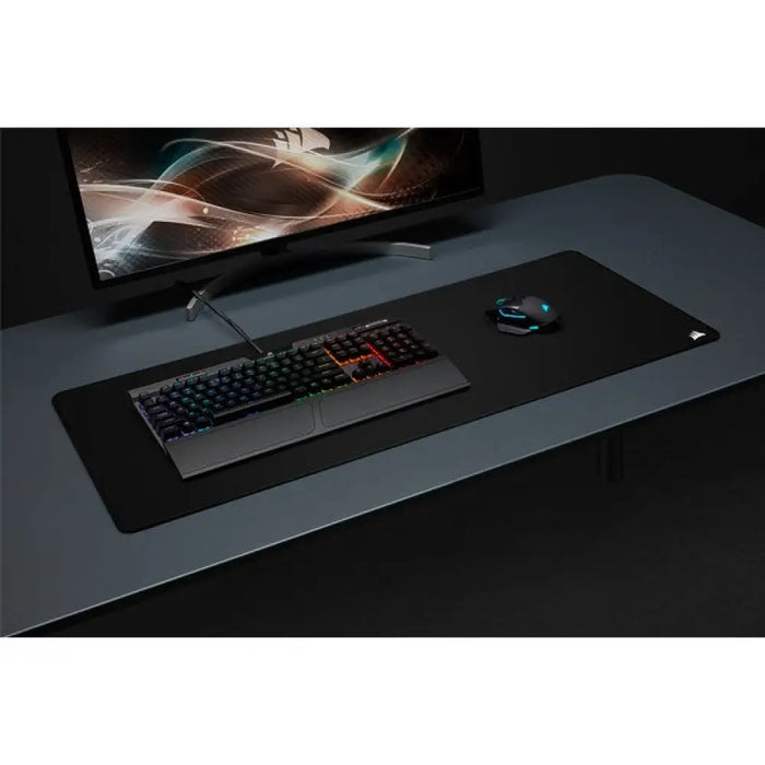 Нехлъзгаща се постелка Corsair MM350 PRO Черен