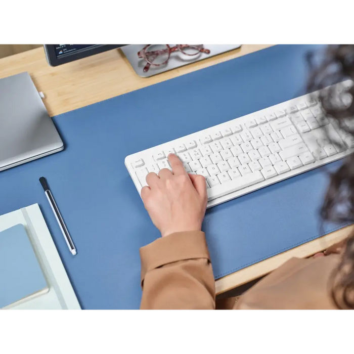 Клавиатура Trust Ody II Включена мишка Home/Office RF