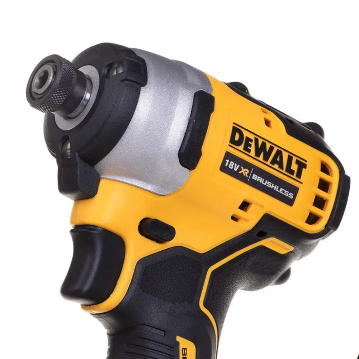 КОМПЛЕКТ ЗА ЕЛЕКТРОИНСТРУМЕНТИ DEWALT DCK2062M2T (DCD709