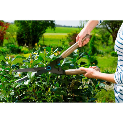ГРАДИНСКА НОЖИЦА ЗА ХРАСТИ GARDENA NATURECUT
