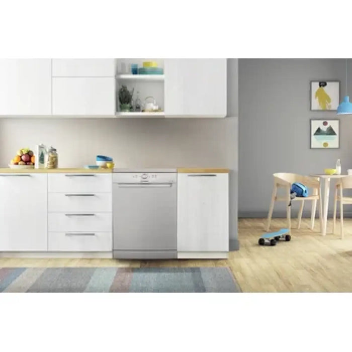 Съдомиялна машина Indesit D2F HK26 S 14 комплекта 600 Ш мм E