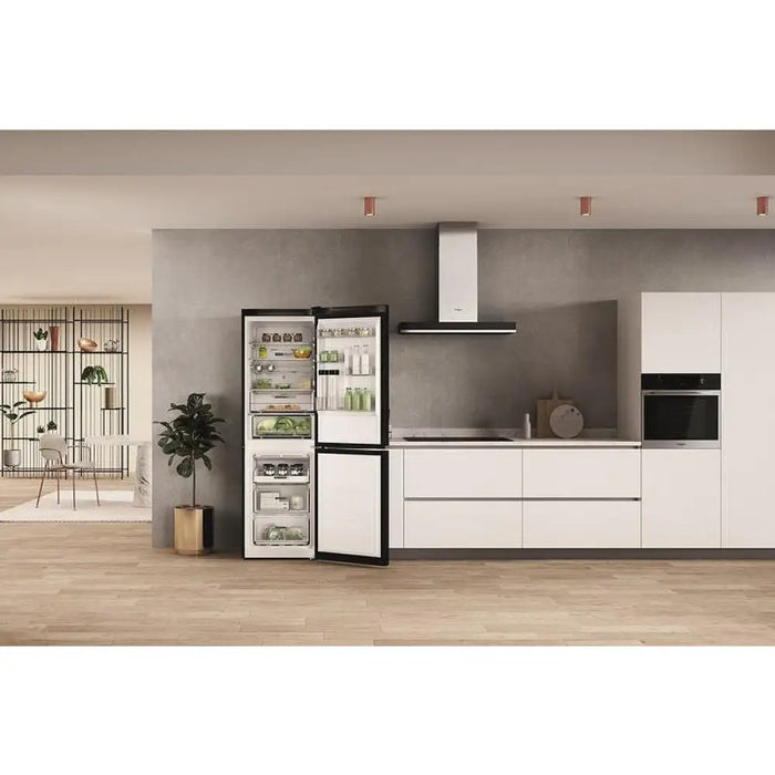 Хладилник с фризер Whirlpool W7X 82O K*** 335 l E No Frost