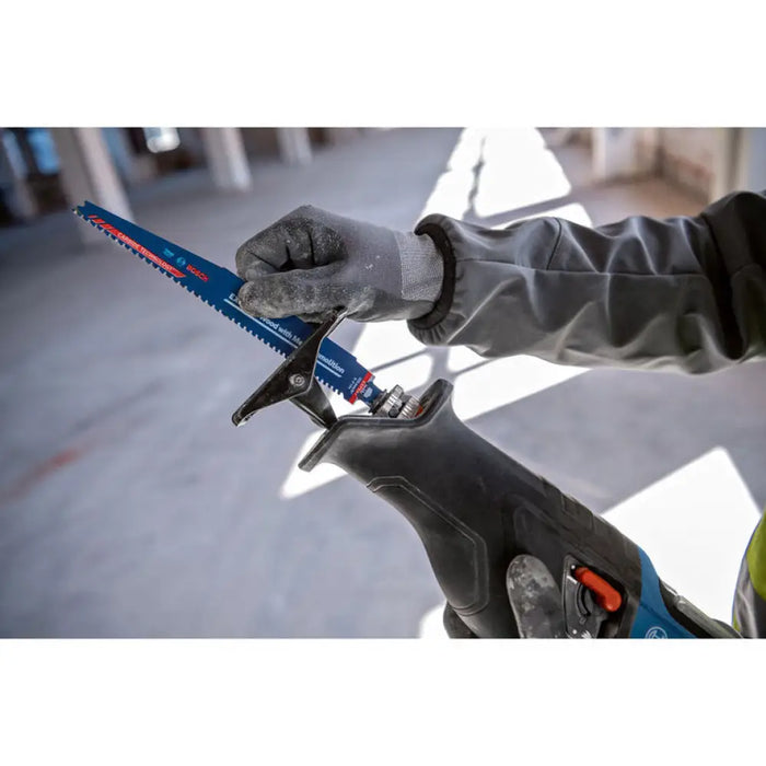 АКУМУЛАТОРЕН БЕЗЧЕТКОВ САБЛЕН ТРИОН BOSCH PROFESSIONAL GSA