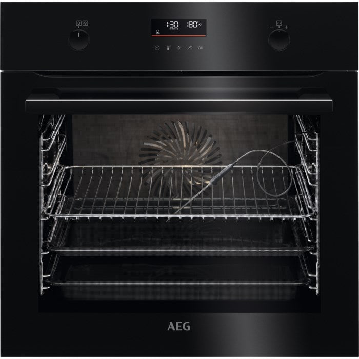 Фурна AEG BCE556360B 71 L A+ Черна