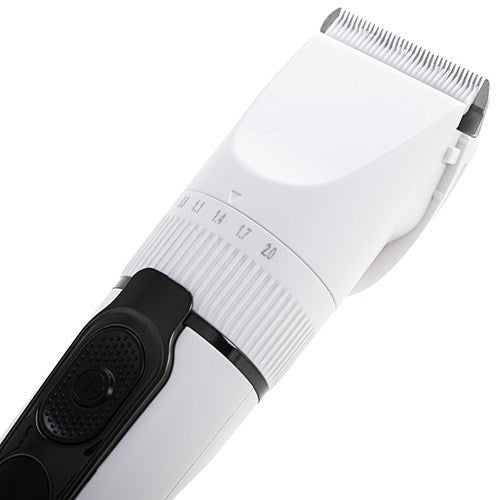 Машинка за подстригване ADLER AD 2839 с LED дисплей Бяла