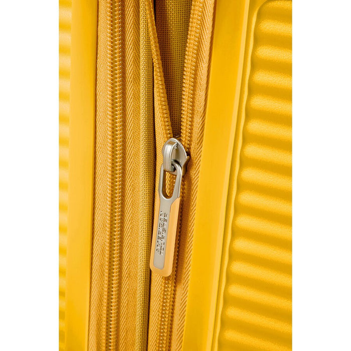 Кабинен куфар American Tourister Soundbox EXP - златисто жълт