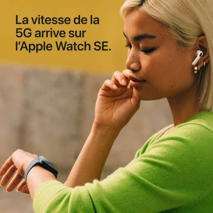 Смарт часовник Apple Бежов Ø 44 mm