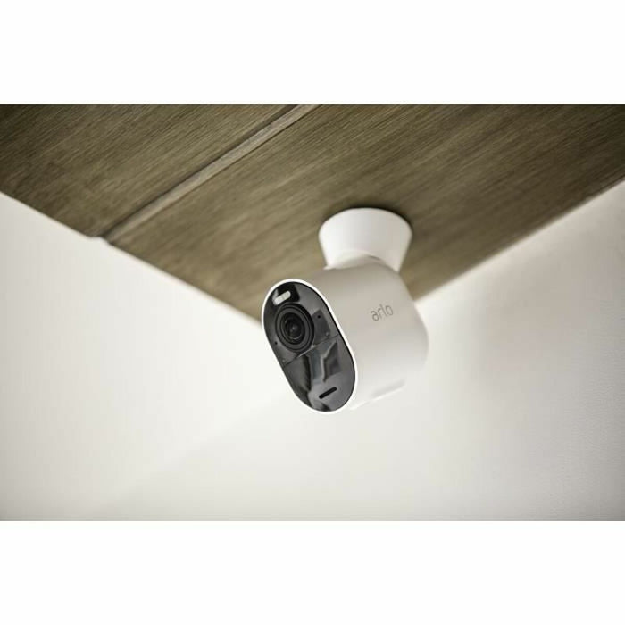 Видеокамера за наблюдение Arlo ARLO Ultra V2