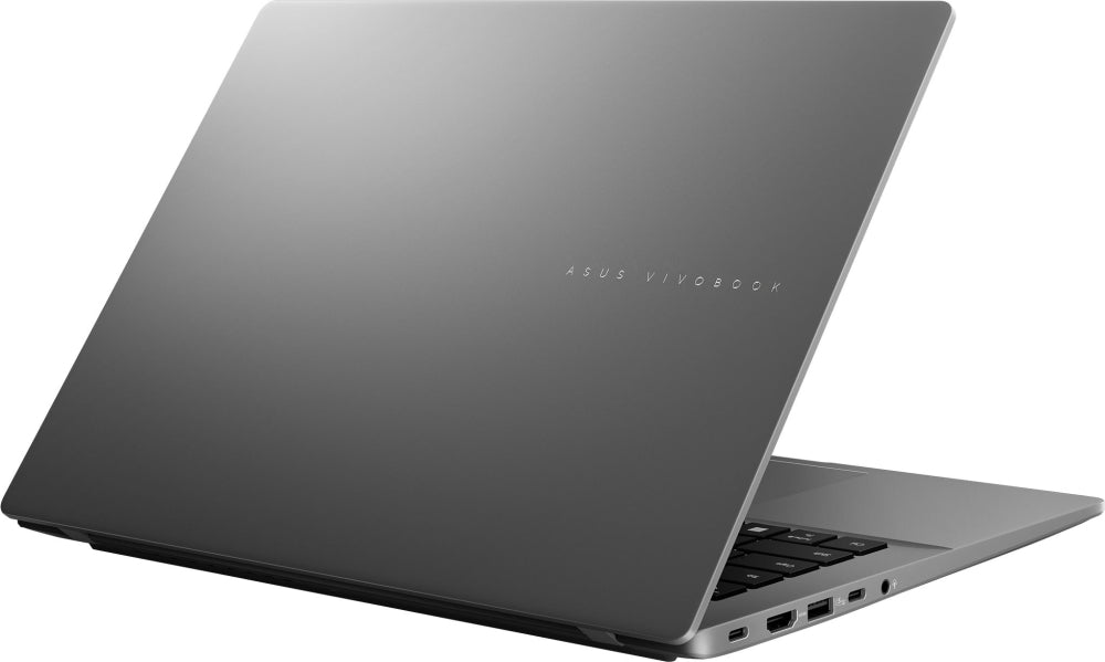 Asus Vivobook S M3407KA-SF030,AMD Ryzen 5 AI,14.0 OLED WUXGA(WU) 1920X1200 16:10 Bend+300nits отблясък DCI-P3:95% отблясък 60 Hz,16GB DDR5 (на BD),1TB SSD,подсветка Chiclet клавиатура с Num-key, No OS, Matt Grey, AI PC + раница