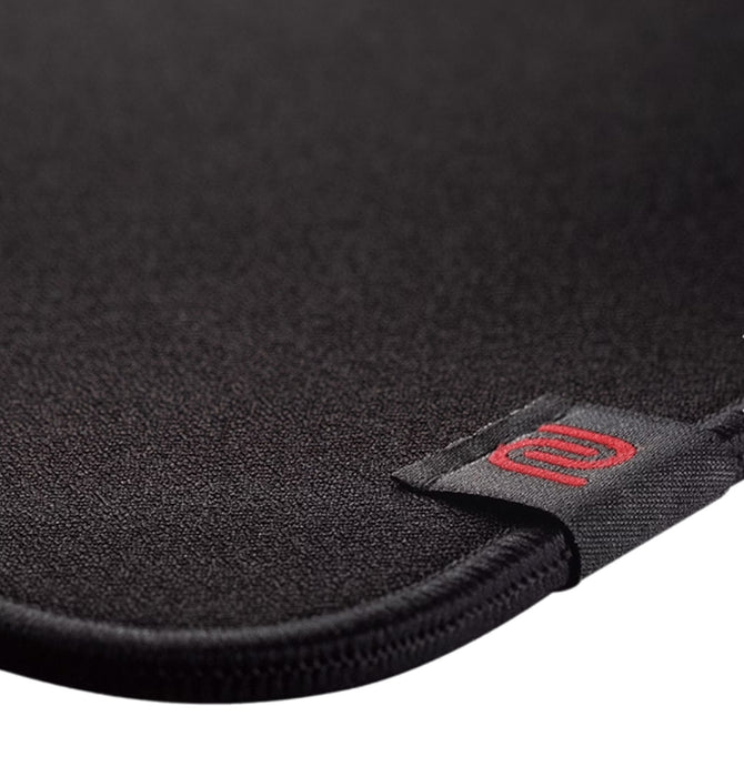 BenQ ZOWIE GTF-X Large 470x390 mm, Gaming Mouse Pad for Esports, Платнена повърхност, Средна мекота на гумената основа, Дебелина 3,5 мм, Зашити ръбове, Повърхност с ниско триене, Комбинация от плат и пластмаса, Устойчива на течности повърхност, Равномерна