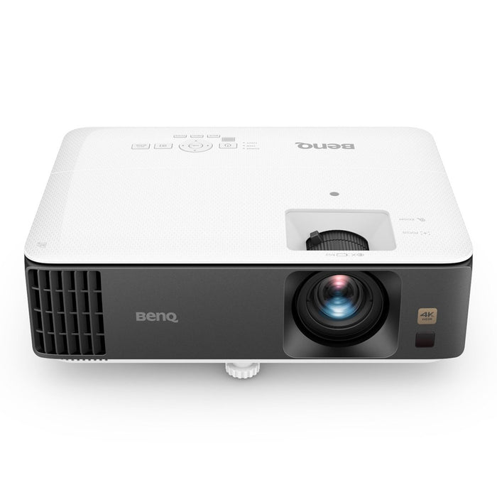 BenQ TK700 DLP, 4K UHD (3840x2160), HDR, ултрабързи 4ms, 10K:1, 3200 AL, 1.3x увеличение, Keystone 2D, конзолни игри, 2xHDMI, USB, RS232, високоговорител 5W, eARC, Dolby Atmos, аудио изход, 28dB (Eco)