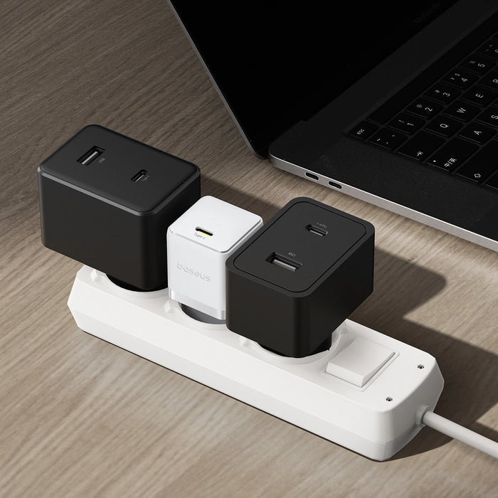 Стенно зарядно устройство Baseus Palm 20W USB-C - бяло