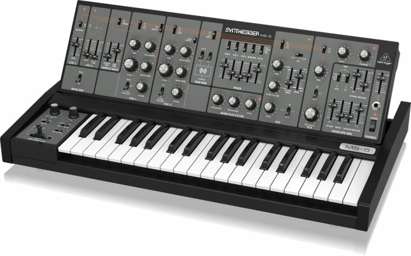 Аналогов синтезатор Behringer MS-5