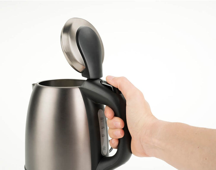 Електрическа кана Black+Decker BXKE2202E