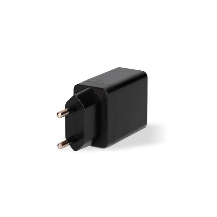 Универсално USB зарядно за кола + USB кабел C Contact