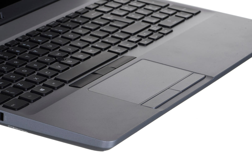 DELL LATITUDE 5511 i7-10850H 32GB 1TB SSD 15,6" FHD Win11pro Използван