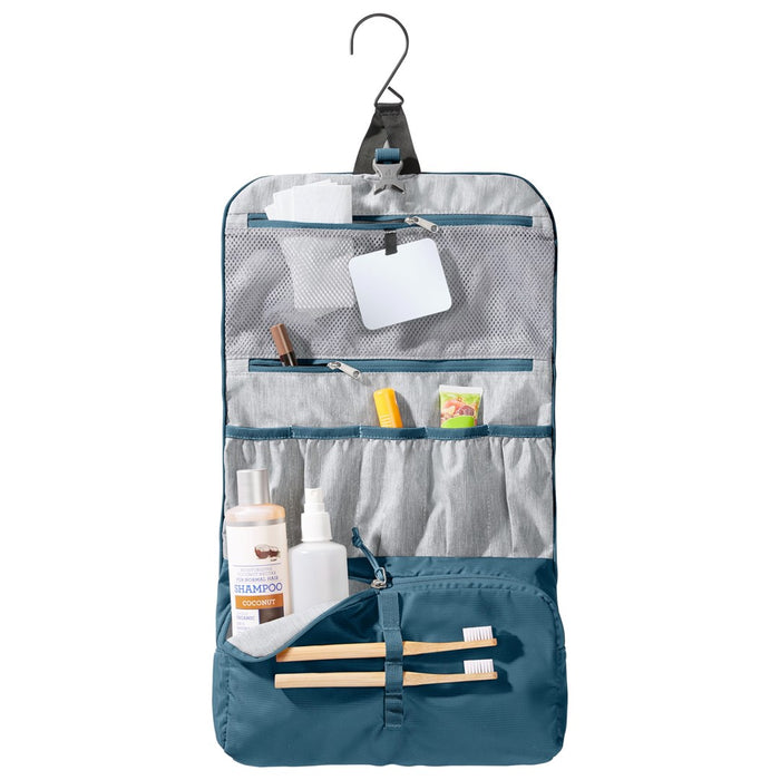 Deuter Wash Bag II Син тоалетен несесер