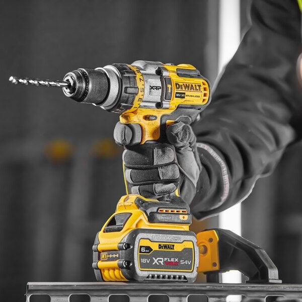 Бормашина DeWALT DCD999NT-XJ 2250 RPM 1.61 кг Черен, Сребрист, Жълт