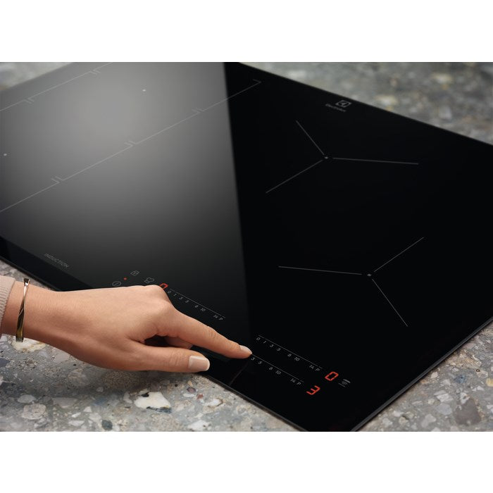 Electrolux CIV644 Черен Зонален индукционен котлон 60 см за вграждане 4 зони