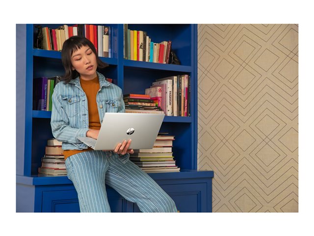 HP Pavilion AMD Ryzen 7 7730U 15.6inch FHD IPS 16GB DDR4 RAM 1TB PCIe SSD FREE DOS Natural Silver (BG)
