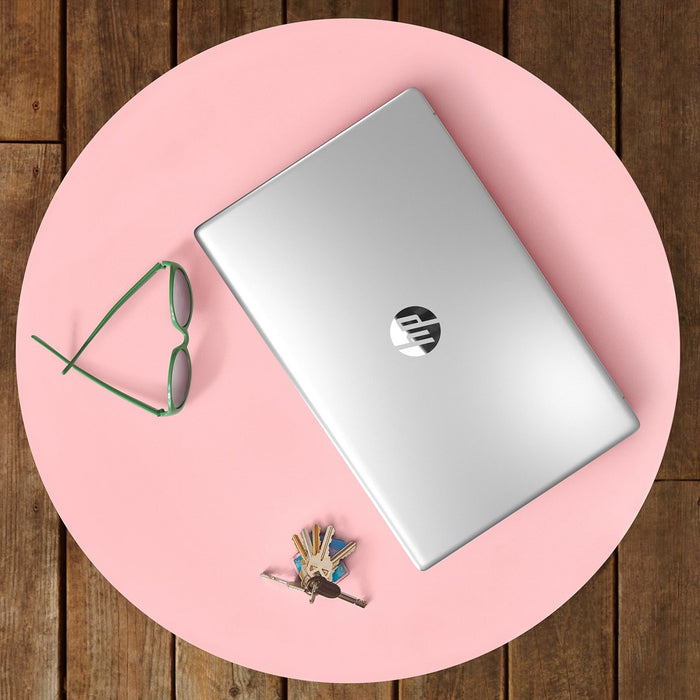 Лаптоп HP 17-cn3135nw Intel® Core™ i5 i5-1334U 43,9 cm (17,3") Full HD 16 GB DDR4-SDRAM 512 GB SSD Wi-Fi 6 (802.11ax) Windows 11 Home Silver