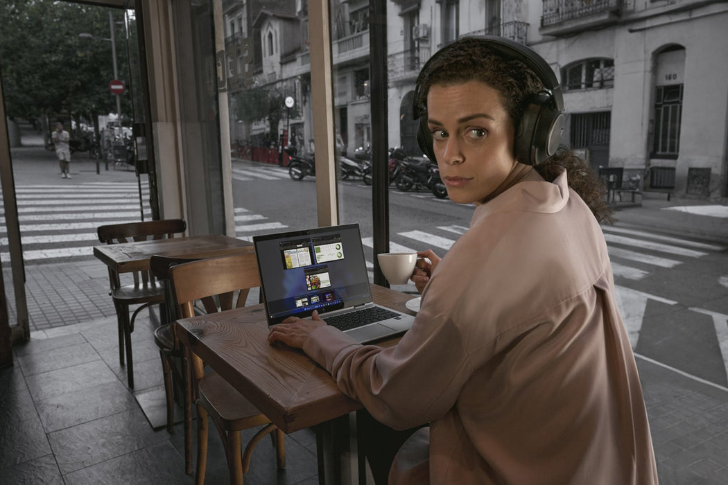 HP EliteBook 860 16 инча G11 преносим компютър Intel Core Ultra 5 125U лаптоп 40,6 см (16") WUXGA 16 GB DDR5-SDRAM 512 GB SSD Wi-Fi 6E (802.11ax) Windows 11 Pro Сребрист