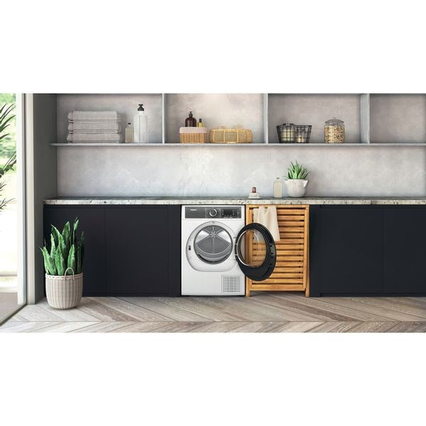 Сушилня Hotpoint H8 D94WB EU Свободностояща Зареждане отпред 9 кг A+++ Бяла