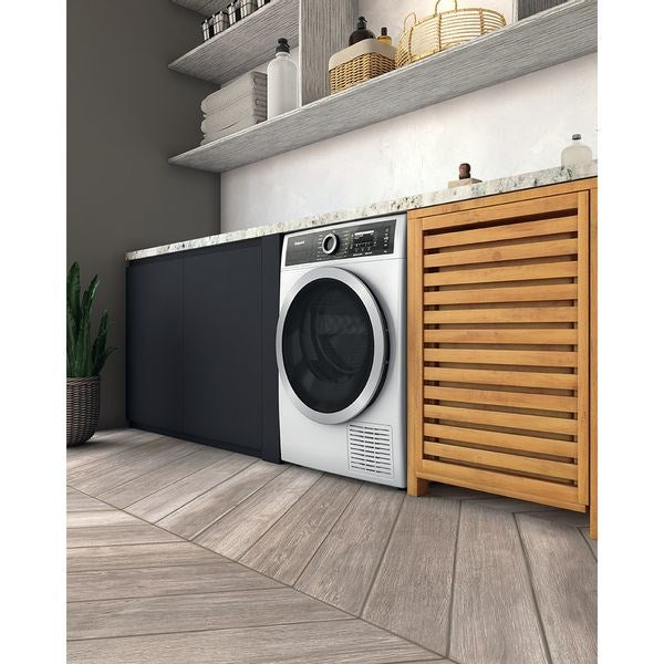 Сушилня Hotpoint H8 D94WB EU Свободностояща Зареждане отпред 9 кг A+++ Бяла