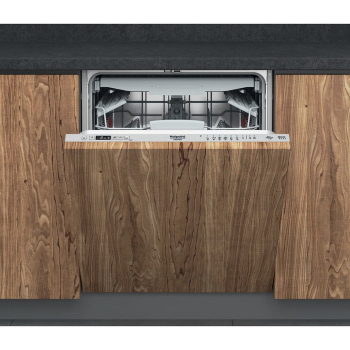Съдомиялна Hotpoint HI 5030 WEF Напълно вградена 14 комплекта D