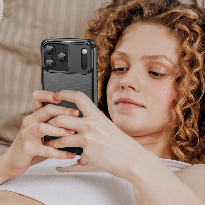 Карбонов калъф за iPhone 17 Pro - черен