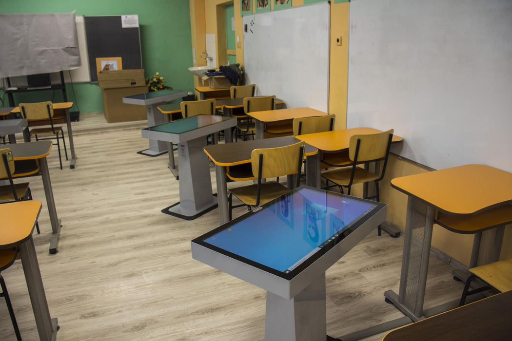 Интерактивна маса InfoDart T322