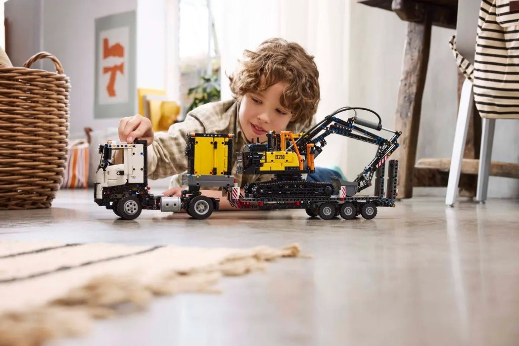 LEGO Technic - Volvo FMX LKW, 42175