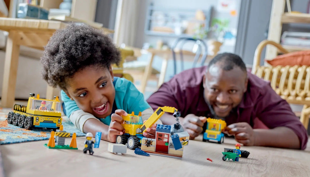 LEGO CITY 60391 СТРОИТЕЛНИ КАМИОНИ И ТОПЧЕН КРАН ЗА РАЗРУШИВАНЕ