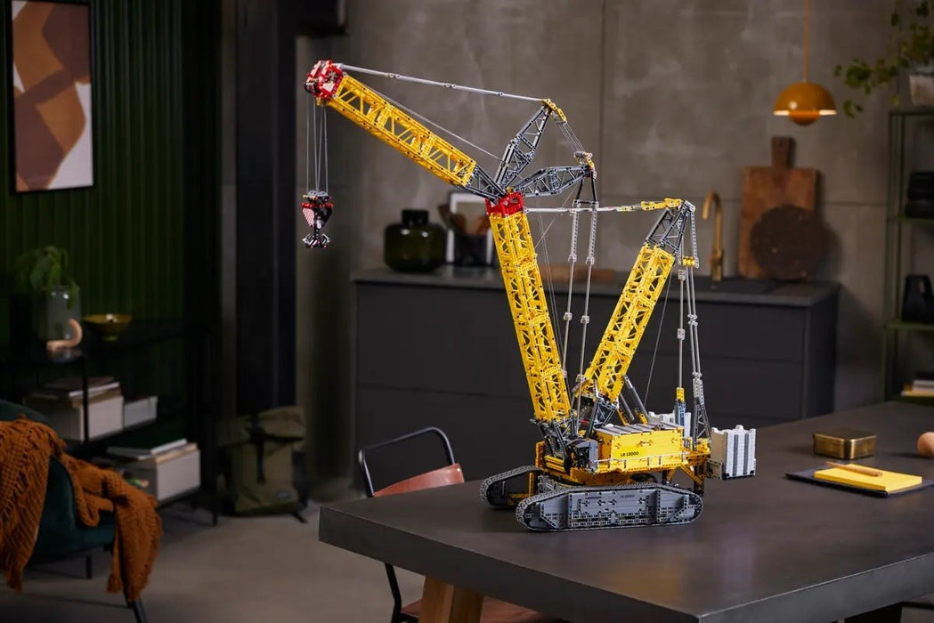 LEGO TECHNIC 42146 Верижен кран LIEBHERR LR 13000