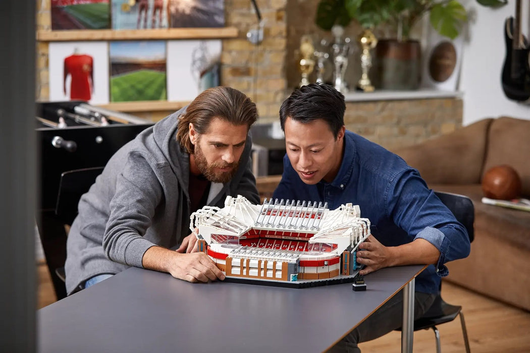 LEGO CREATOR EXPERT 10272 ОЛД ТРАФОРД - МАНЧЕСТЪР ЮНАЙТЕД