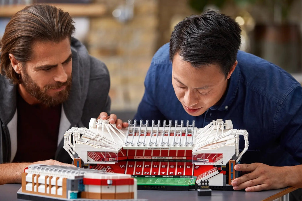 LEGO CREATOR EXPERT 10272 ОЛД ТРАФОРД - МАНЧЕСТЪР ЮНАЙТЕД