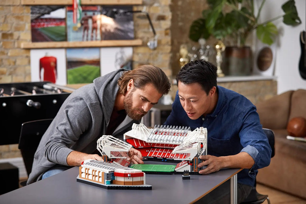 LEGO CREATOR EXPERT 10272 ОЛД ТРАФОРД - МАНЧЕСТЪР ЮНАЙТЕД