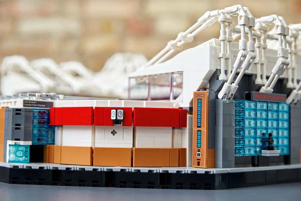 LEGO CREATOR EXPERT 10272 ОЛД ТРАФОРД - МАНЧЕСТЪР ЮНАЙТЕД