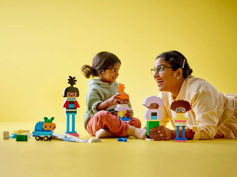 LEGO DUPLO 10423 КОНСТРУИРАЩИ ХОРА С ГОЛЕМИ ЕМОЦИИ