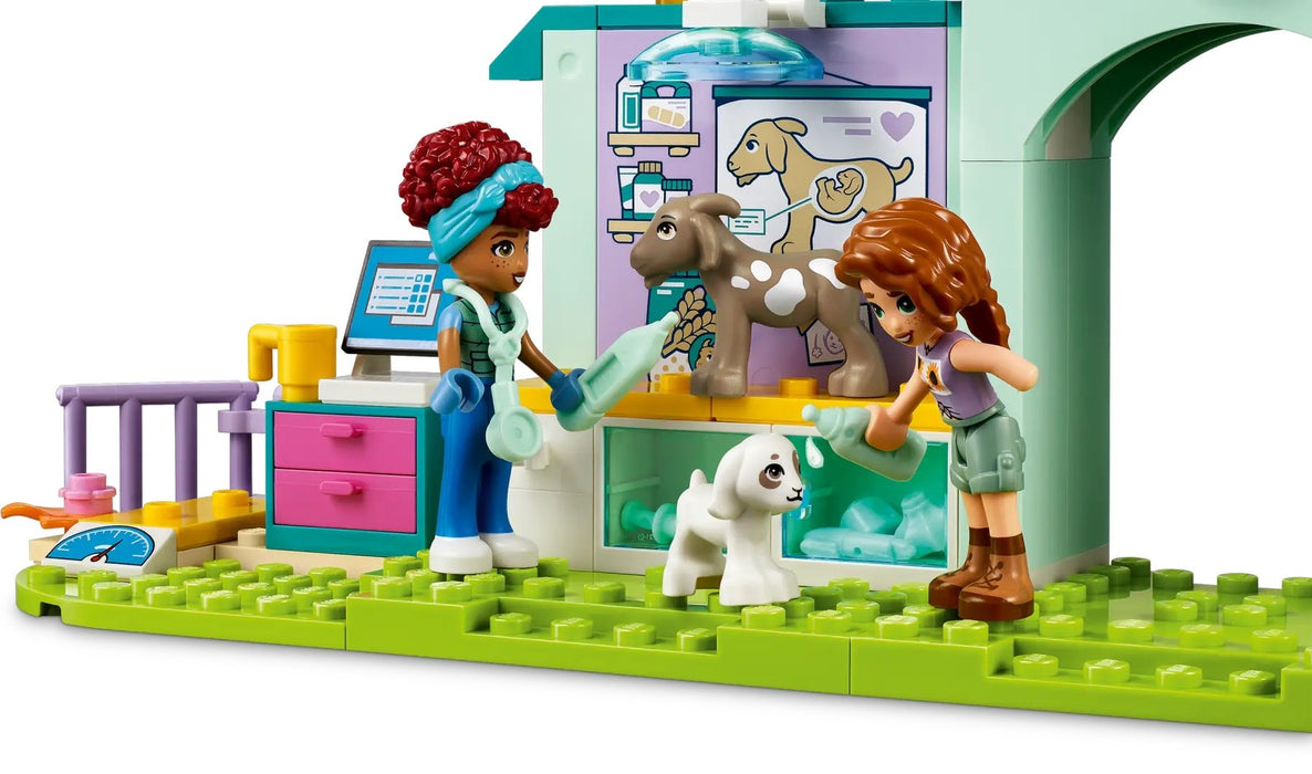 LEGO FRIENDS 42632 FARM ANIMAL VET CLINIC