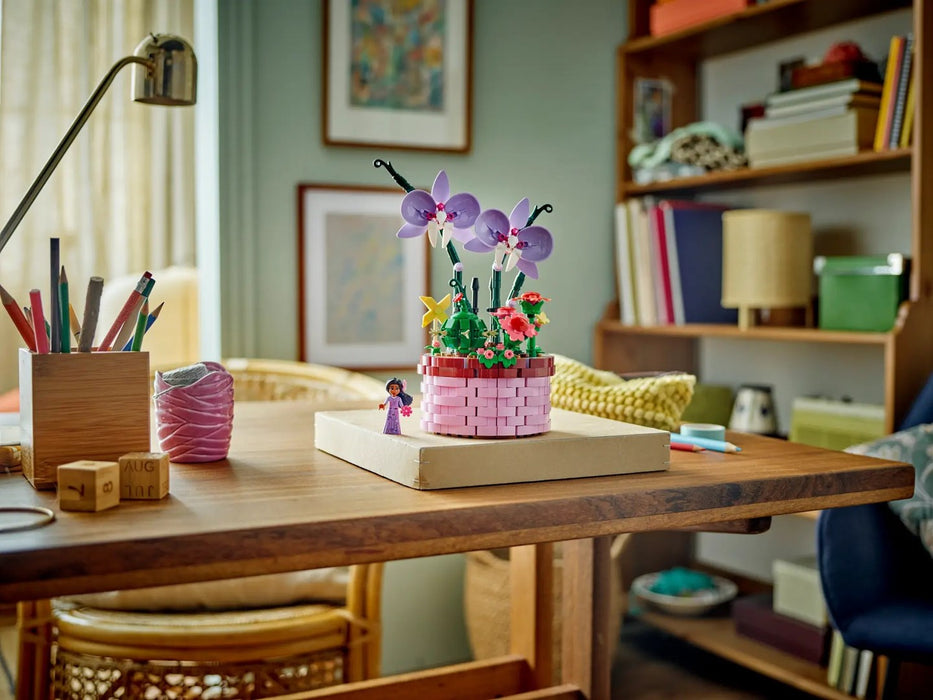 LEGO DISNEY 43237 Саксията на Изабела