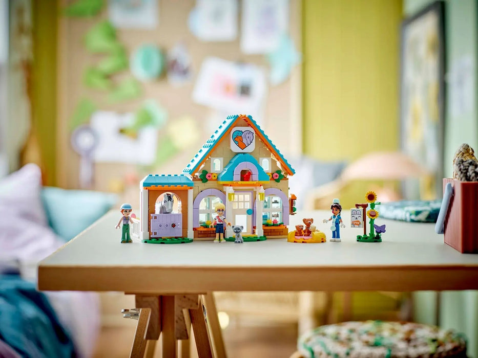 LEGO FRIENDS 42651 Horse and Pet Vet Clinic
