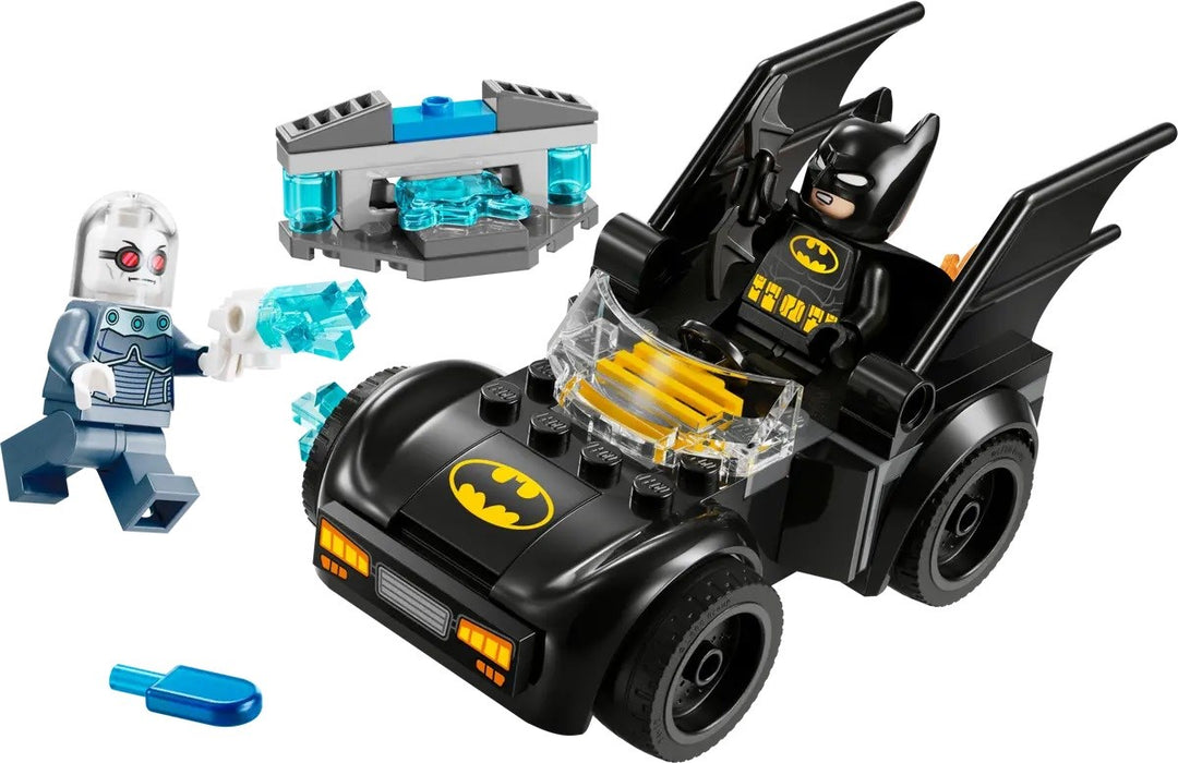 LEGO BATMAN 76301 Batman & Batmobile срещу Mr. Freeze