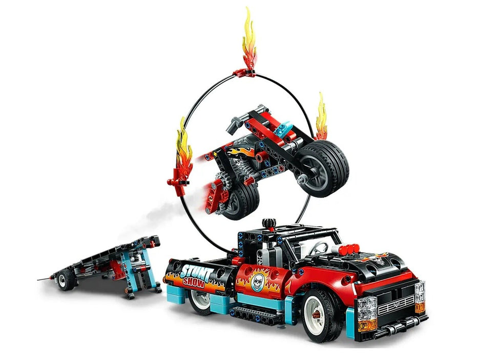 LEGO TECHNIC 42106 Stunt Show Truck and Bike