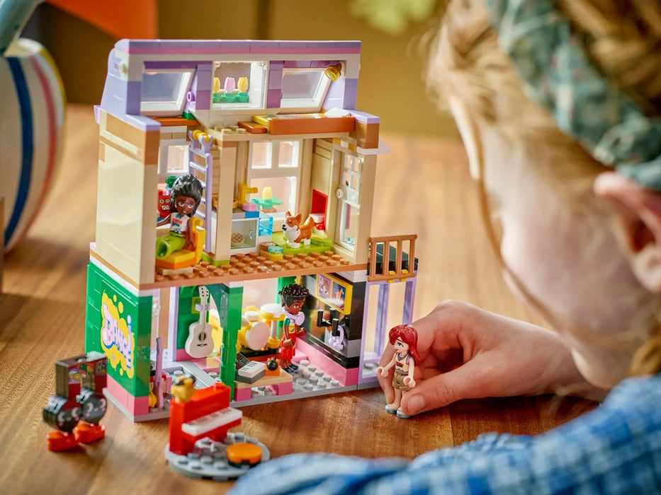 LEGO FRIENDS 42653 Музикален магазин и апартамент