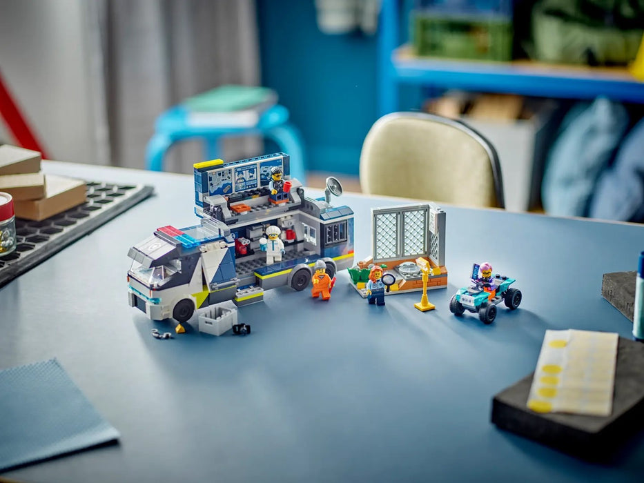 LEGO City - Police Mobile Crime Lab Truck - 60418