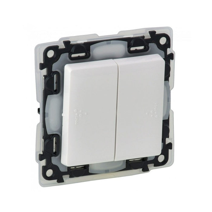 СЕРИЕН КЛЮЧ 10 AX 250 V~ - IP44 VALENA LIFE LEGRAND - БЯЛ