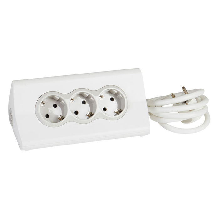 РАЗКЛОНИТЕЛ LEGRAND 3ГН. 1,5М. 2USB