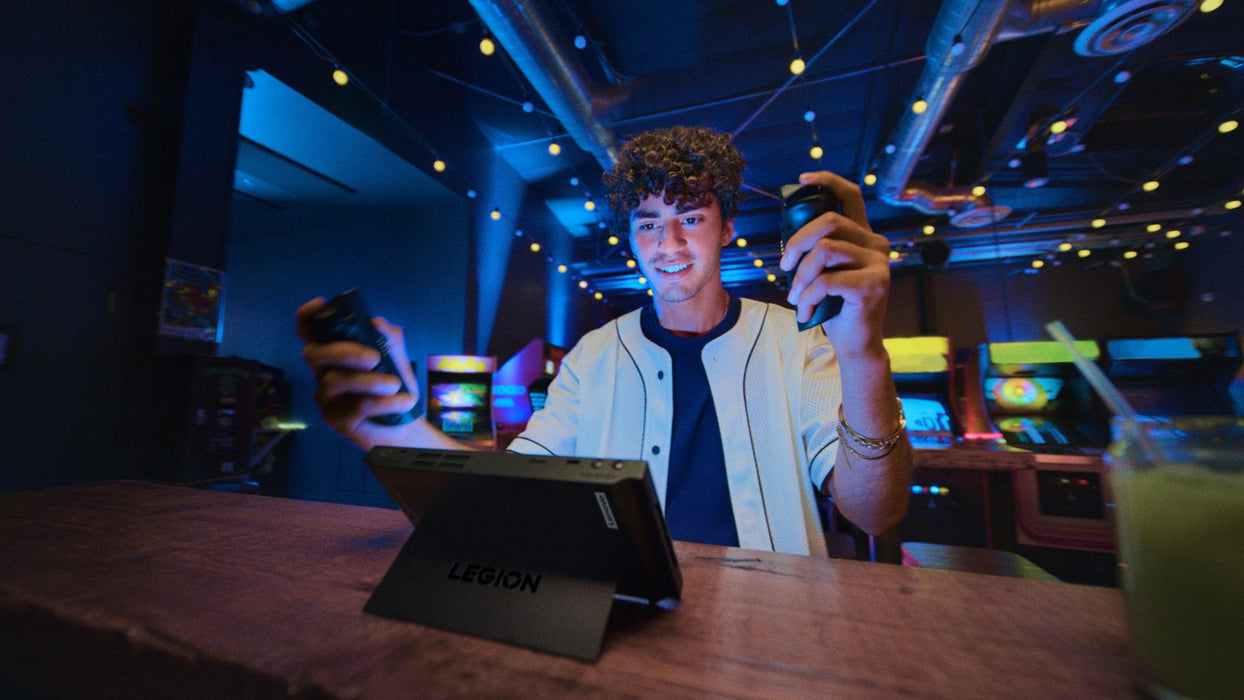 Преносима игрова конзола Lenovo Legion Go 22,4 см (8,8") 512 GB Сензорен екран Wi-Fi Черен